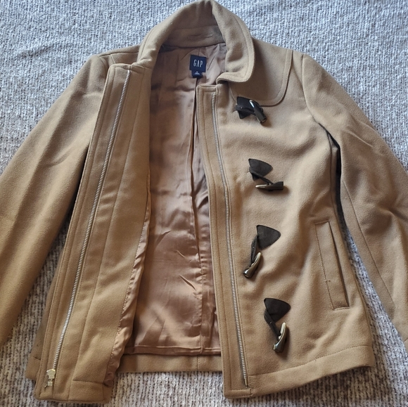 GAP Women's Toggle Pea Coat - Picture 4 of 7